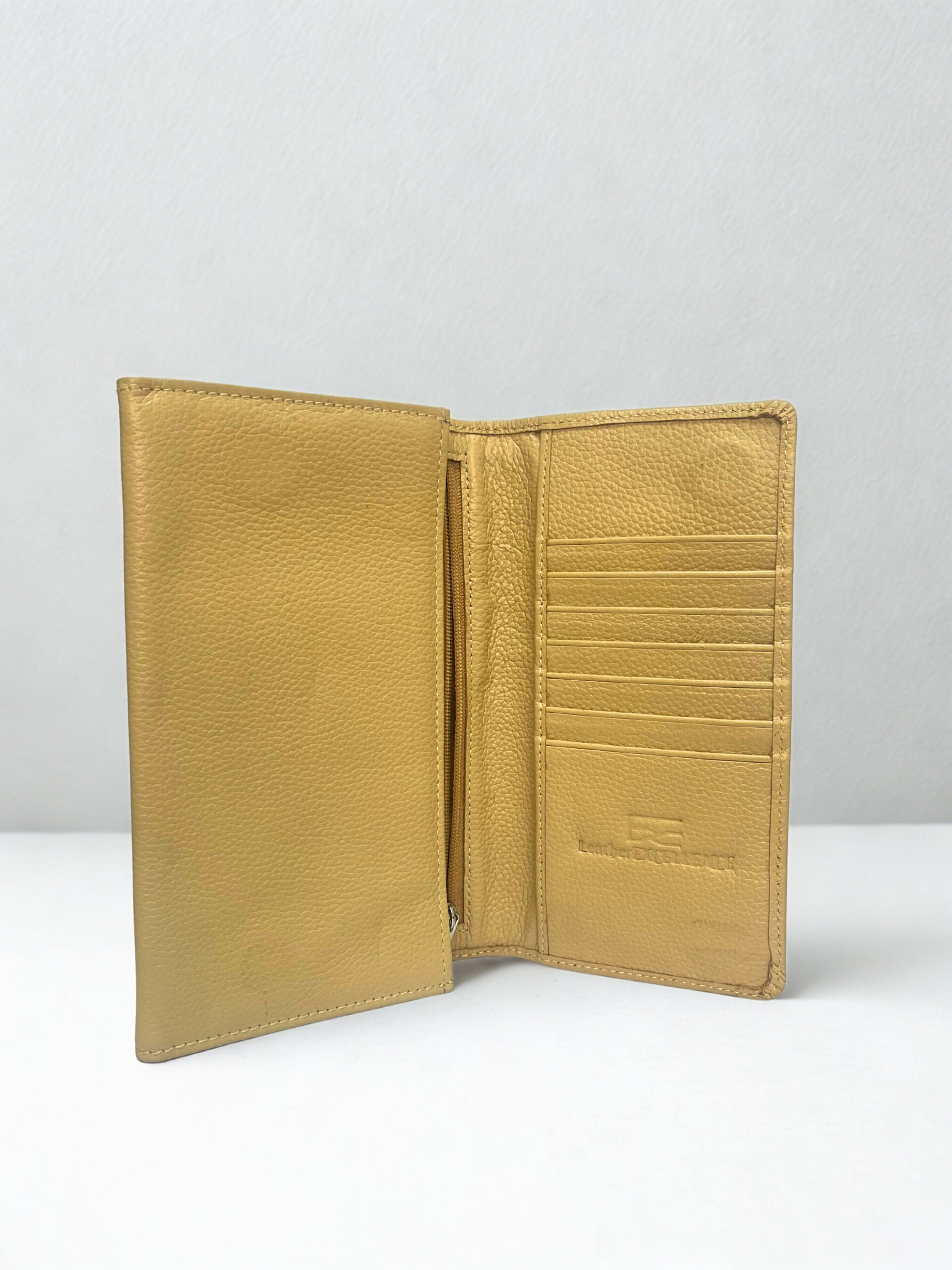 e929cd55-3021-486e-9103-3a2c9d728887